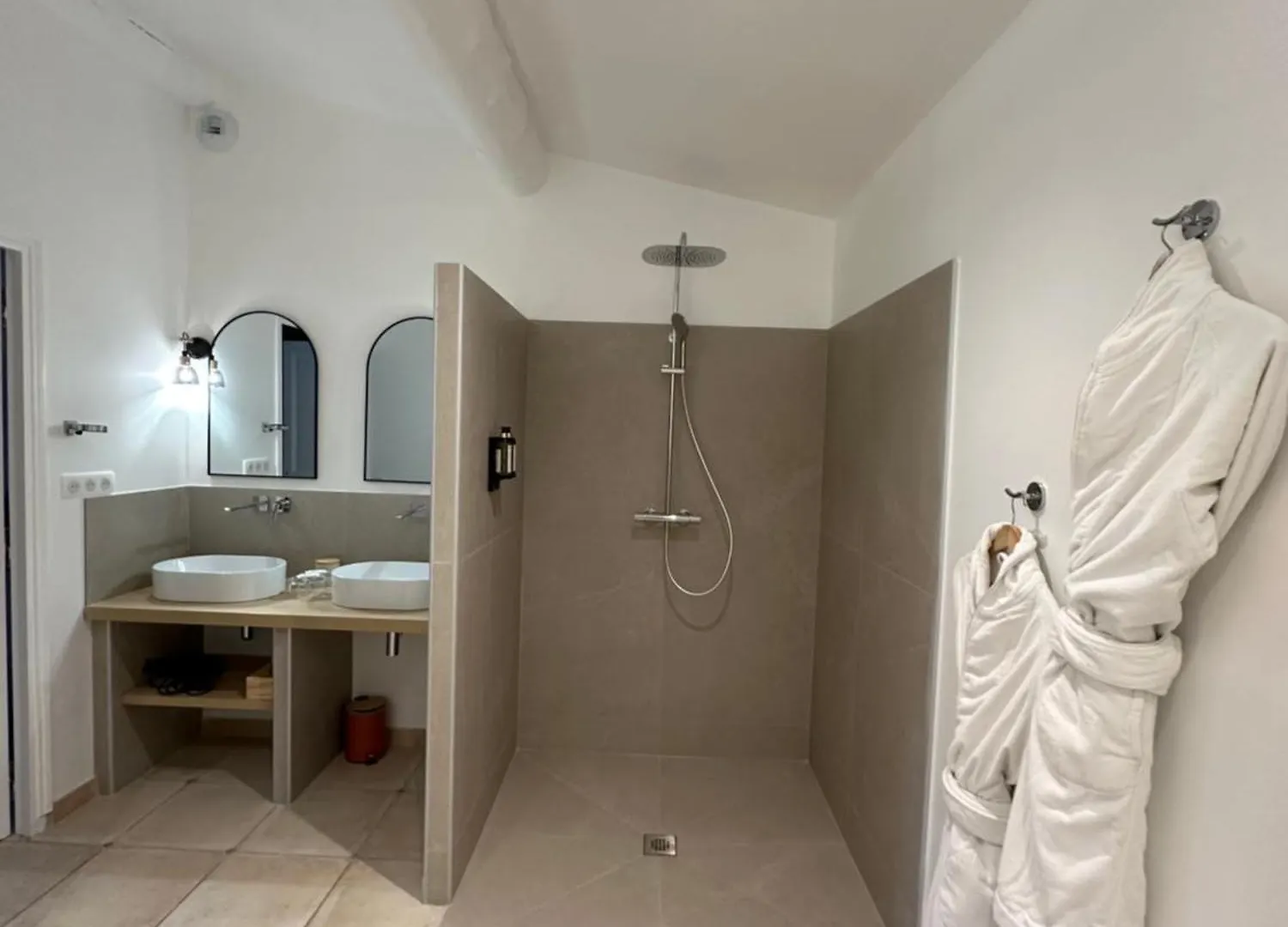 Mas Des Romarins, The Originals Relais Hotel Gordes 3*,  France