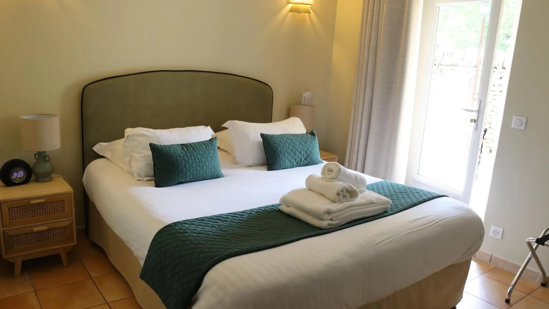 Hotel Mas Des Romarins, The Originals Relais Gordes Francie