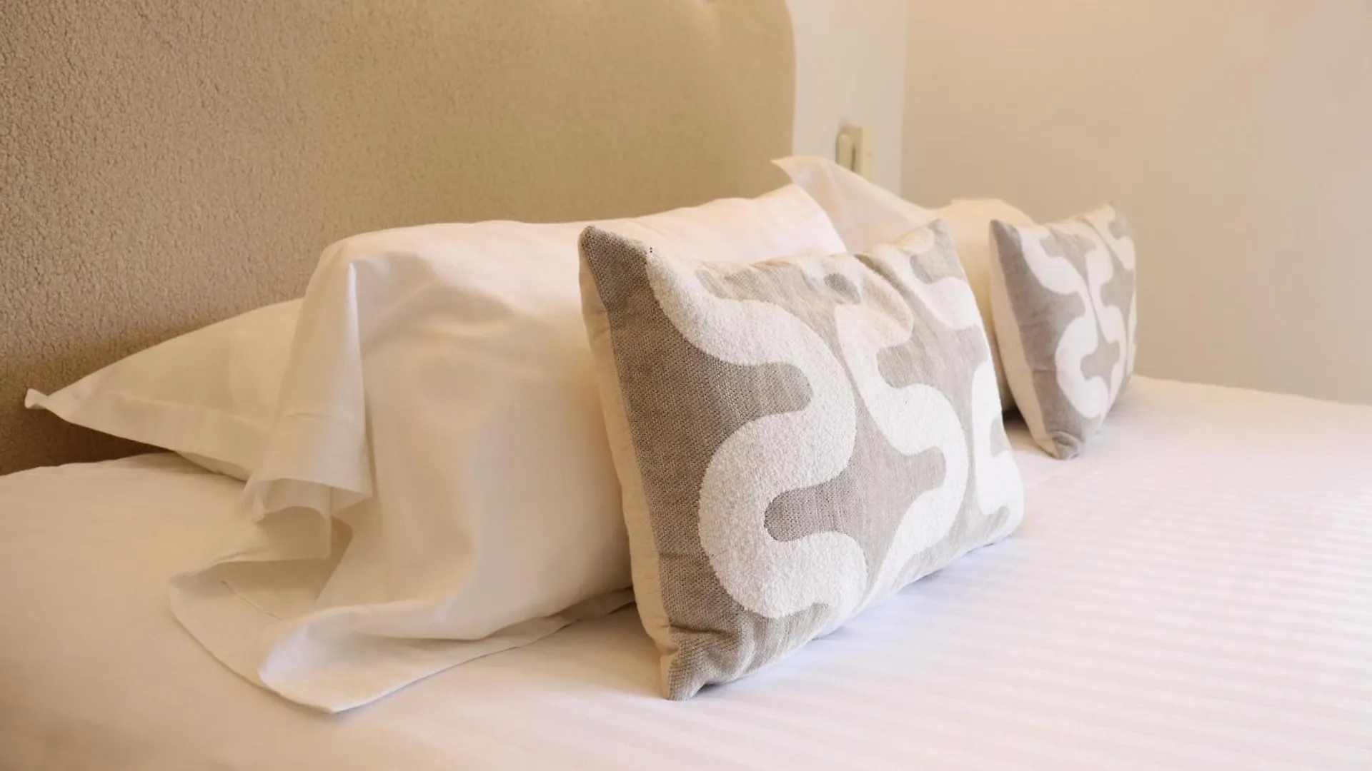 ***  Hotel Mas Des Romarins, The Originals Relais Gordes Francie